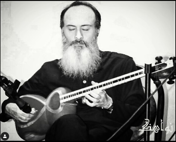 وحید خسروی، مدرس آموزشگاه نواهنگ