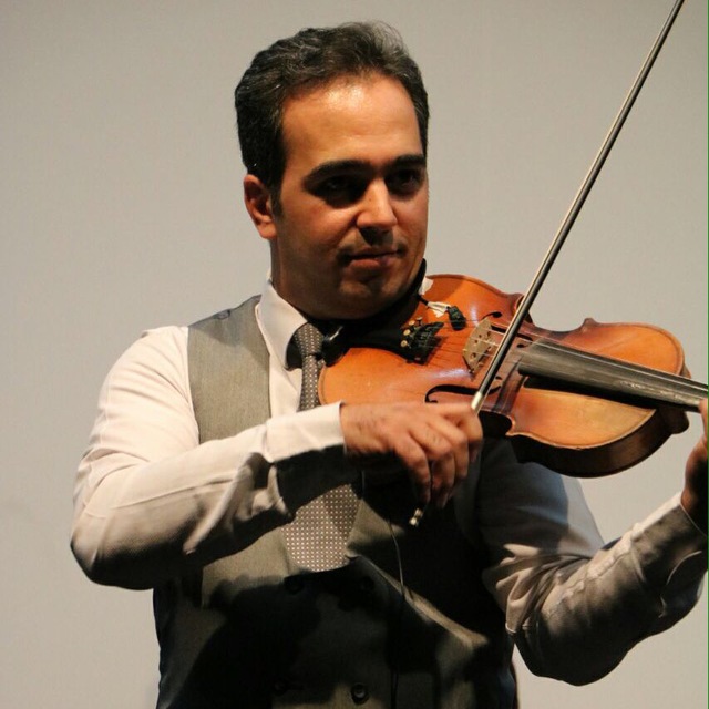 علیرضا مهرابی، مدرس آموزشگاه سفیر هنر پارسیسان
